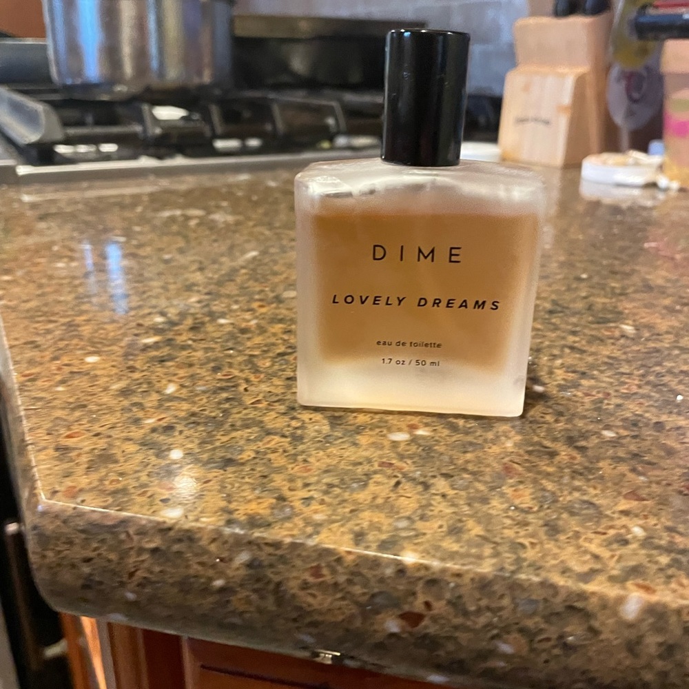 Dime beauty lovely dreams perfume.